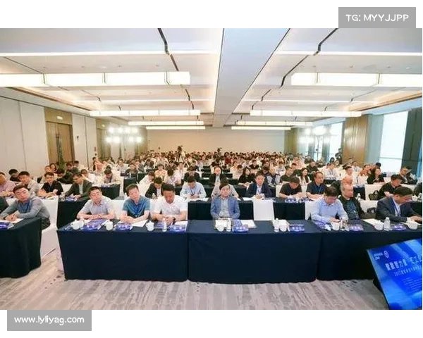 2025数据运营发展大会在北京隆重召开 聚焦行业创新与数字化转型 2025数据运营发展大会在北京隆重召开 聚焦行业创新与数字化转型